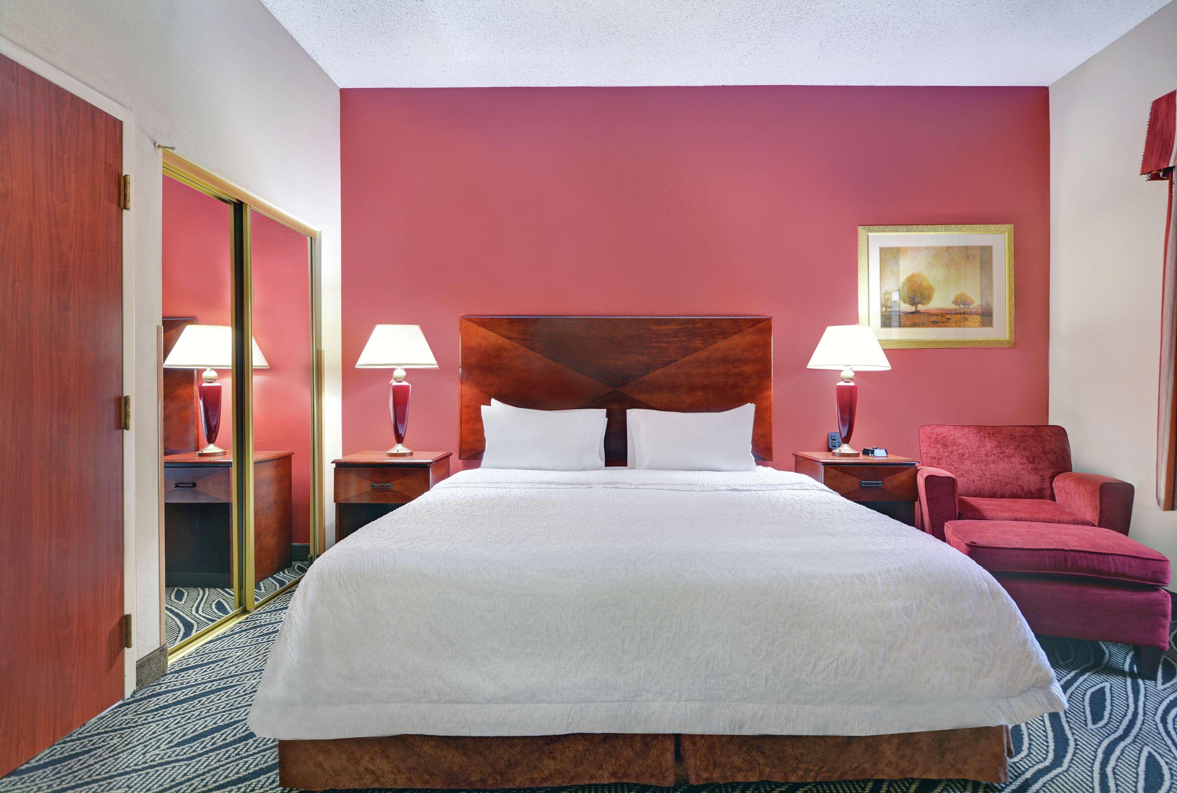 Hampton Inn Fayetteville Eksteriør billede