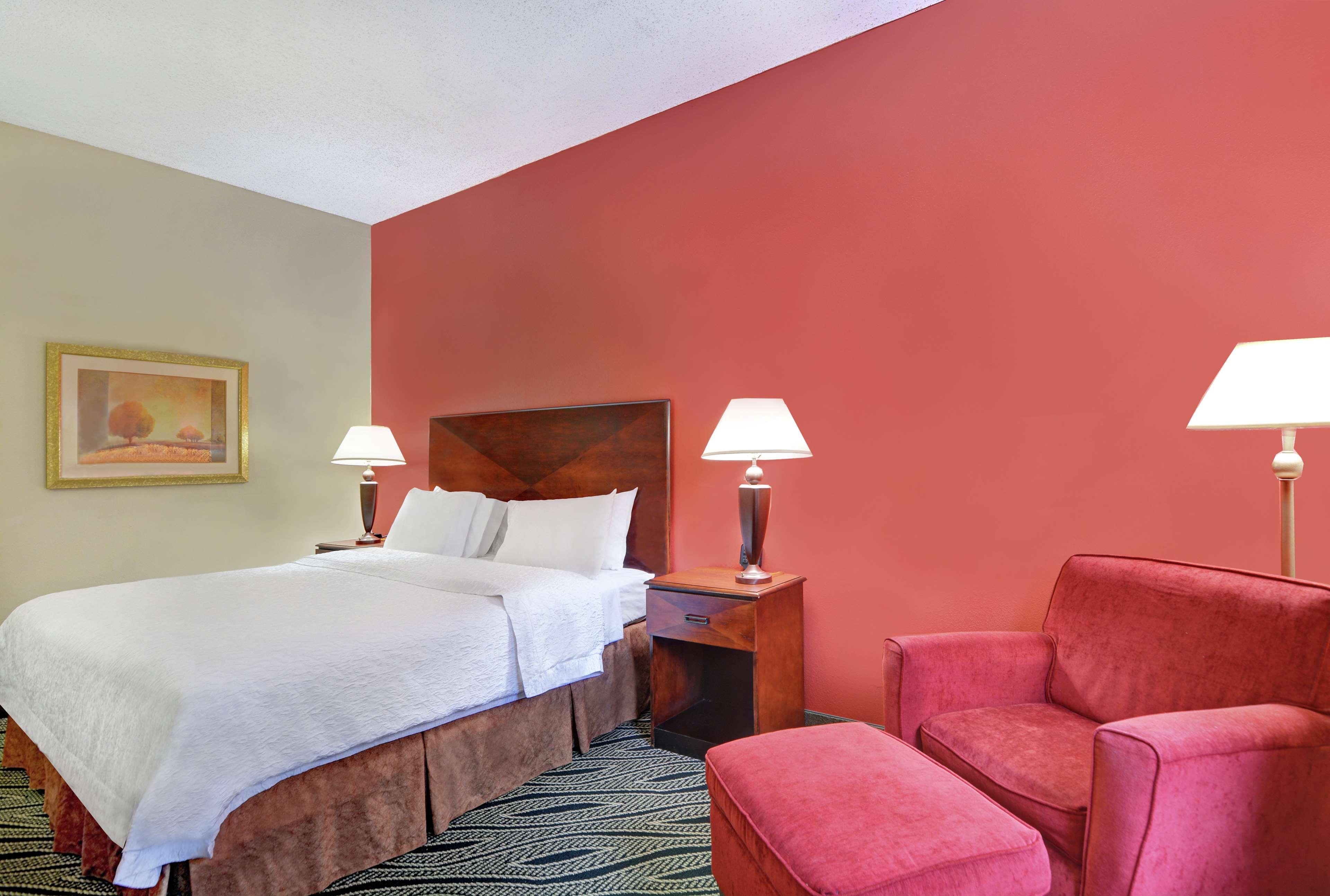 Hampton Inn Fayetteville Eksteriør billede