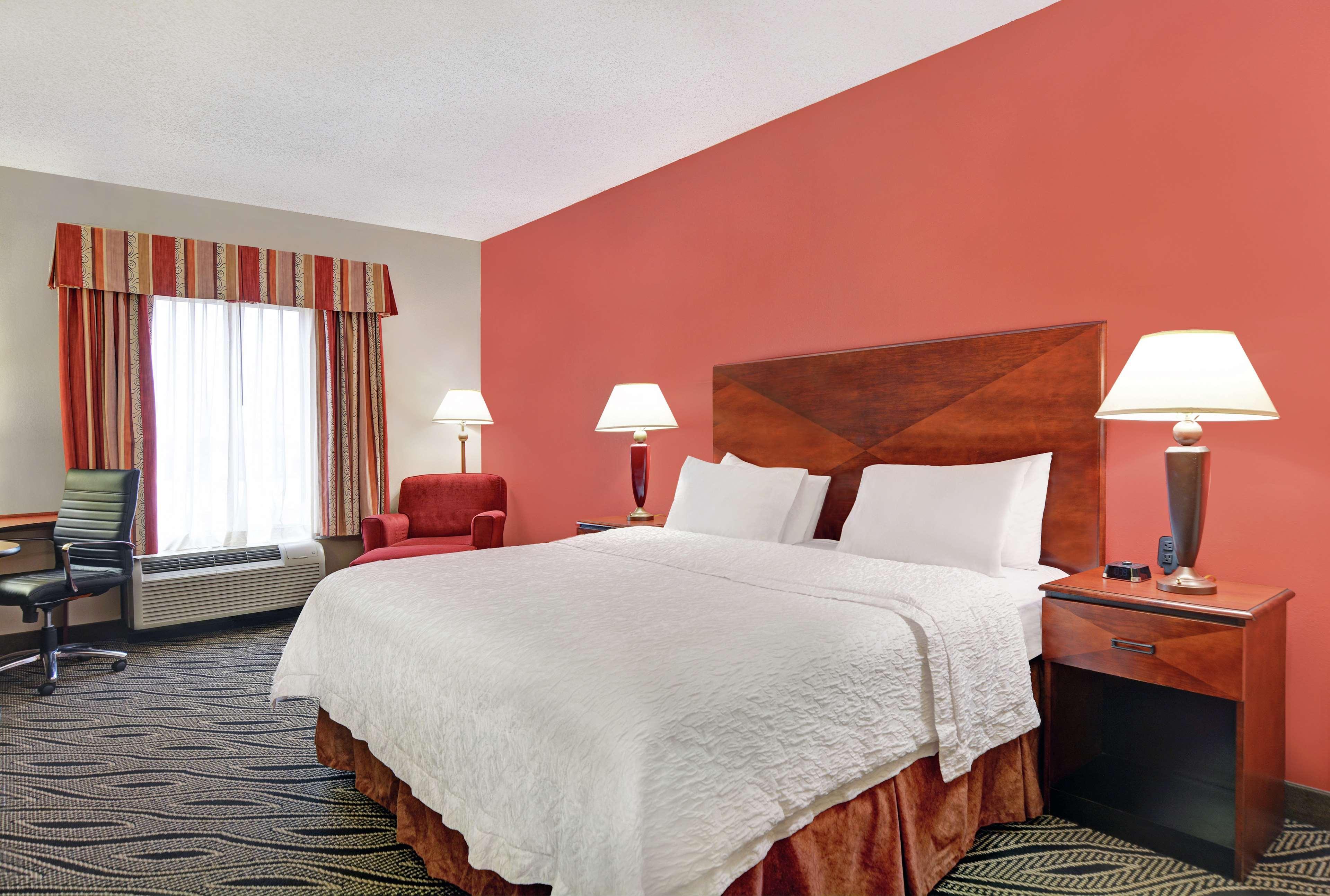 Hampton Inn Fayetteville Eksteriør billede