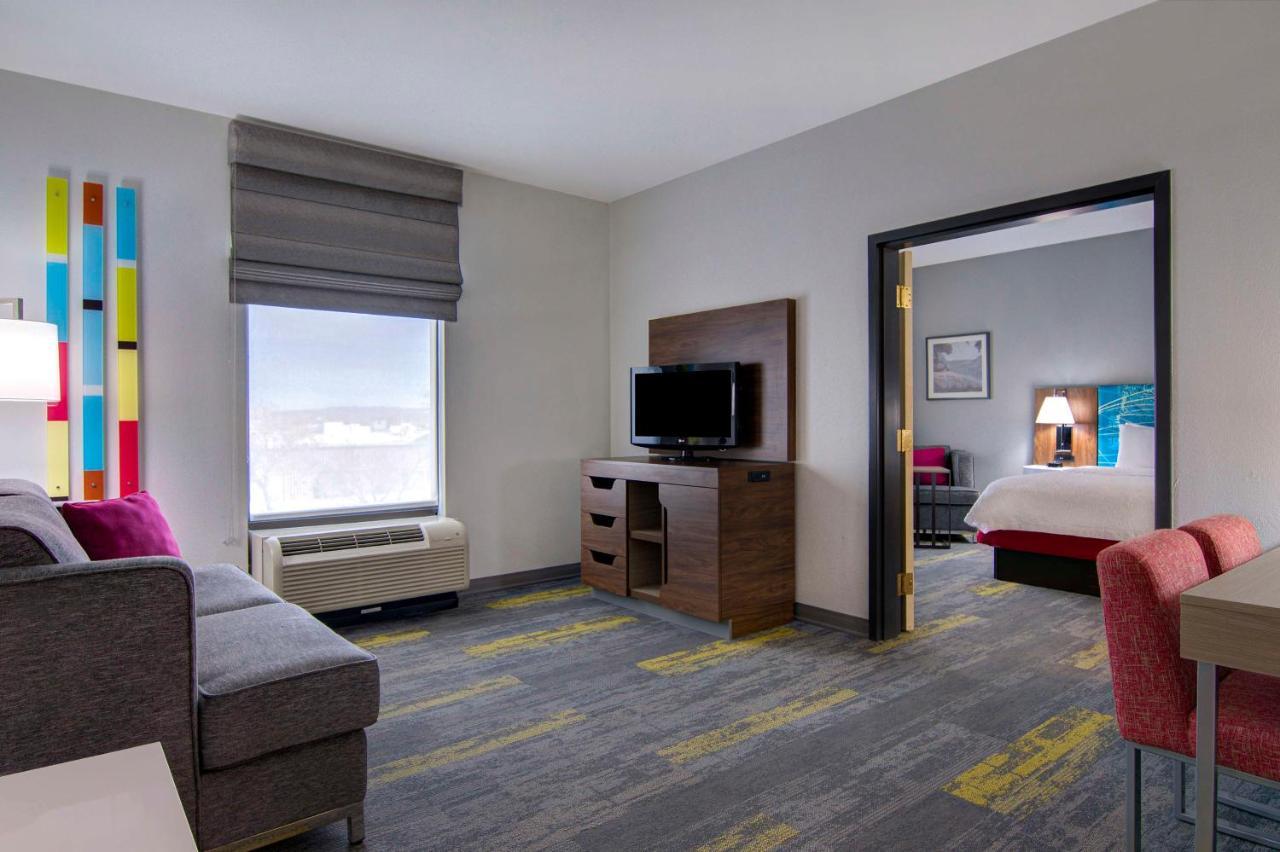 Hampton Inn Fayetteville Eksteriør billede